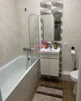 Студия квартира, вторичка, 28м2, 20/24 этаж