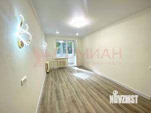 2-к квартира, вторичка, 52м2, 1/9 этаж