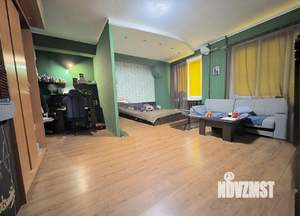 2-к квартира, вторичка, 60м2, 1/7 этаж