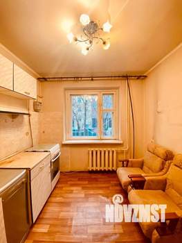 2-к квартира, вторичка, 60м2, 1/10 этаж
