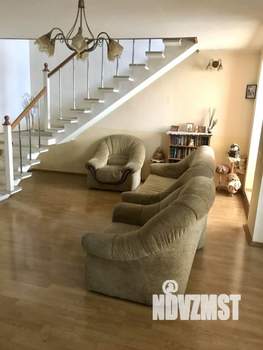 3-к квартира, вторичка, 93м2, 10/11 этаж