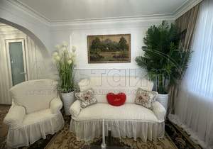 3-к квартира, вторичка, 70м2, 1/1 этаж