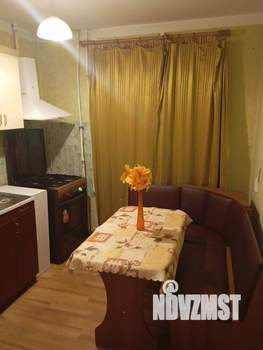 3-к квартира, вторичка, 60м2, 1/9 этаж