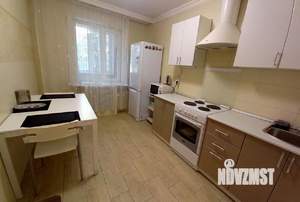 2-к квартира, вторичка, 56м2, 2/17 этаж