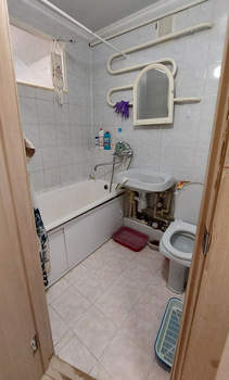 2-к квартира, вторичка, 58м2, 1/5 этаж