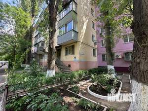 3-к квартира, вторичка, 62м2, 1/5 этаж