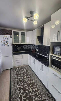 2-к квартира, вторичка, 60м2, 7/16 этаж