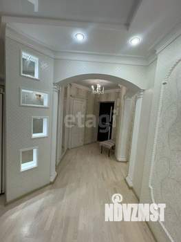 3-к квартира, вторичка, 100м2, 20/25 этаж