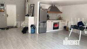 Студия квартира, вторичка, 63м2, 1/5 этаж