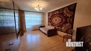 2-к квартира, вторичка, 52м2, 1/5 этаж