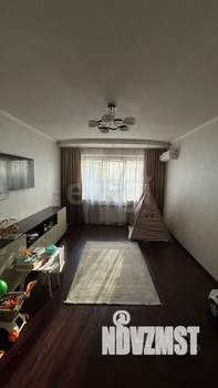 2-к квартира, вторичка, 52м2, 1/10 этаж