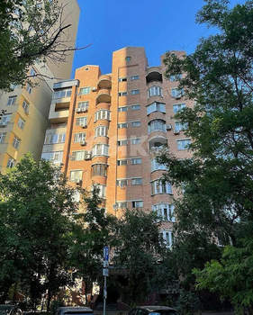 3-к квартира, вторичка, 71м2, 9/10 этаж