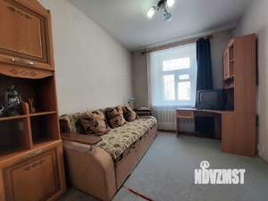 2-к квартира, вторичка, 23м2, 1/3 этаж