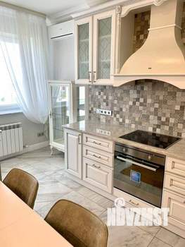 2-к квартира, вторичка, 70м2, 14/23 этаж