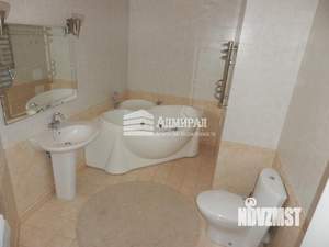 3-к квартира, вторичка, 135м2, 8/12 этаж