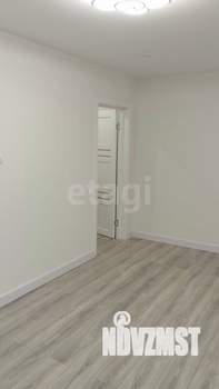 2-к квартира, вторичка, 52м2, 1/9 этаж