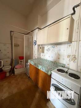 3-к квартира, вторичка, 52м2, 2/2 этаж