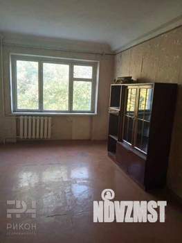 2-к квартира, вторичка, 44м2, 3/5 этаж