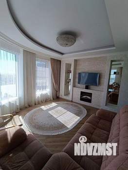 3-к квартира, вторичка, 97м2, 11/15 этаж