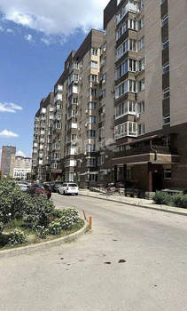 3-к квартира, вторичка, 84м2, 4/10 этаж