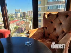 2-к квартира, вторичка, 62м2, 19/19 этаж