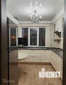 2-к квартира, вторичка, 60м2, 1/17 этаж