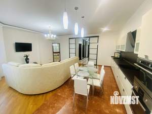 2-к квартира, вторичка, 74м2, 8/17 этаж