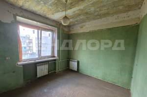 4-к квартира, вторичка, 74м2, 3/9 этаж