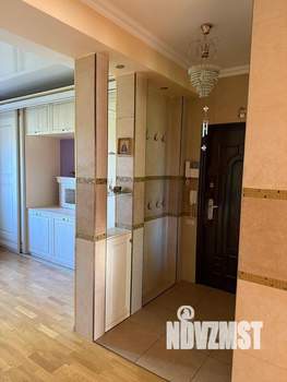 3-к квартира, вторичка, 87м2, 5/5 этаж