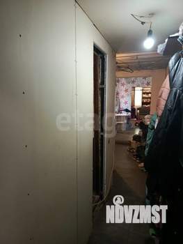 4-к квартира, вторичка, 63м2, 1/1 этаж