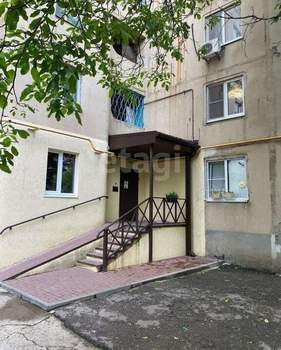 3-к квартира, вторичка, 60м2, 10/10 этаж