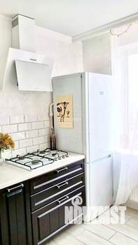 2-к квартира, вторичка, 52м2, 9/9 этаж