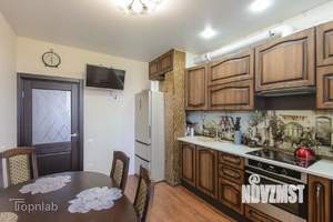 2-к квартира, вторичка, 52м2, 3/10 этаж