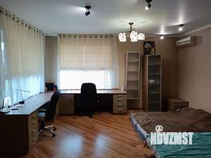 4-к квартира, вторичка, 138м2, 3/9 этаж