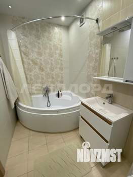 2-к квартира, вторичка, 70м2, 20/25 этаж