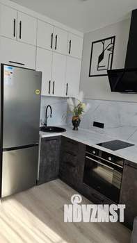 2-к квартира, вторичка, 58м2, 9/25 этаж