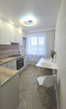 2-к квартира, вторичка, 52м2, 8/9 этаж