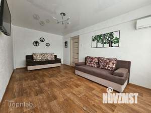 2-к квартира, вторичка, 42м2, 3/5 этаж