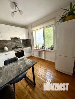 1-к квартира, вторичка, 41м2, 1/10 этаж