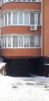 2-к квартира, вторичка, 61м2, 1/4 этаж