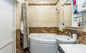 2-к квартира, вторичка, 53м2, 1/5 этаж