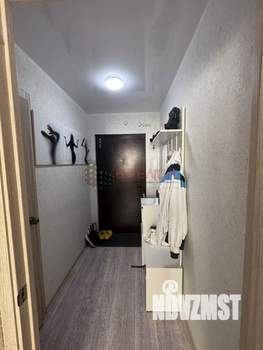 Студия квартира, вторичка, 30м2, 1/19 этаж