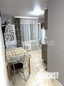 2-к квартира, вторичка, 53м2, 1/10 этаж