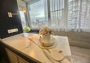 4-к квартира, вторичка, 94м2, 12/18 этаж