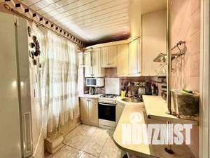 3-к квартира, вторичка, 59м2, 1/6 этаж