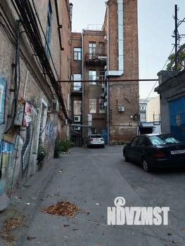 3-к квартира, вторичка, 63м2, 1/4 этаж