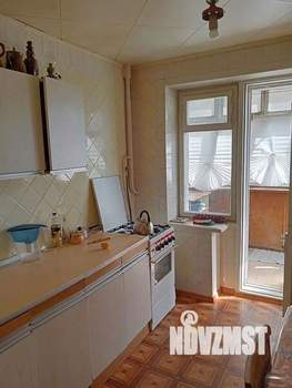 3-к квартира, вторичка, 60м2, 1/9 этаж