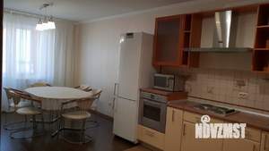 3-к квартира, вторичка, 90м2, 8/10 этаж