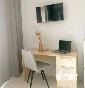 Студия квартира, вторичка, 25м2, 1/4 этаж