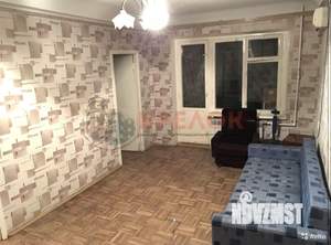 4-к квартира, вторичка, 60м2, 3/5 этаж